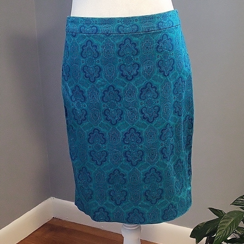 J. Crew - The Pencil Skirt - Turquoise & Blue Paisley Back Zip Pencil Skirt Sz 2